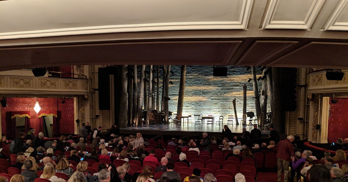 Come From Away au Citadel Theatre — représentation audiodécrite et sous-titrée