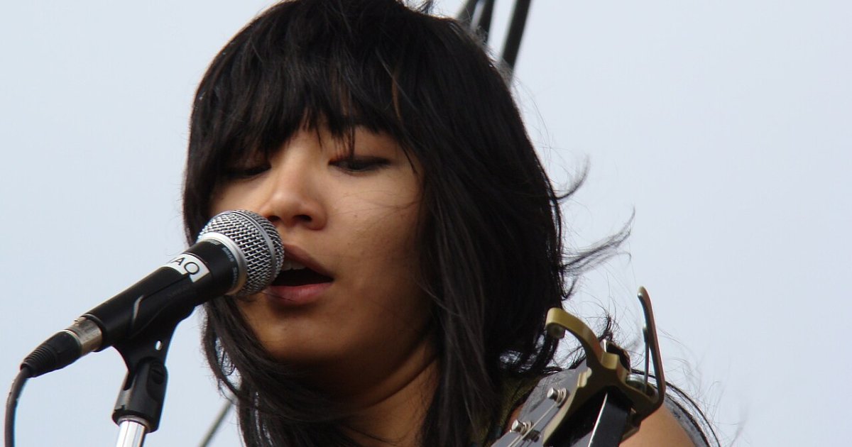 Thao Nguyen at The Fox Cabaret