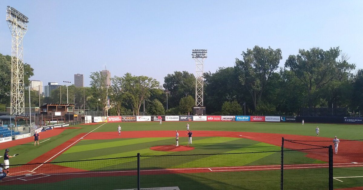 Québec Capitales vs Aigles de Trois-Rivières au Stade Canac