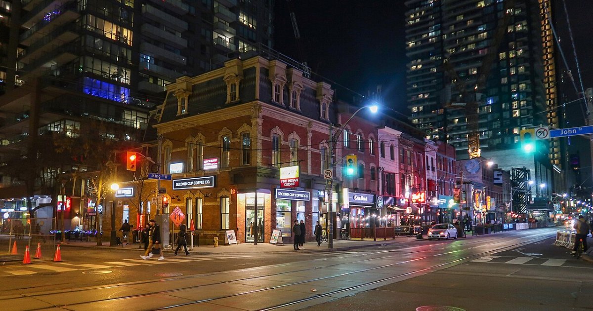 Pub Crawl Toronto
