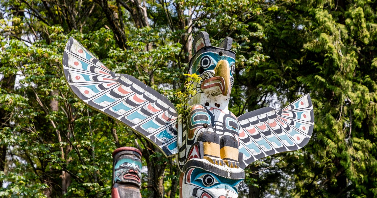 Talking Trees: Stanley Park Indigenous Walking Tour Led by a First Nations Guide