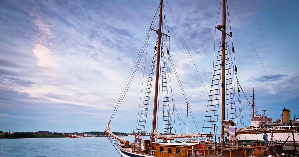 JFarwell Moonlight Yacht Cruise — Halifax Waterfront