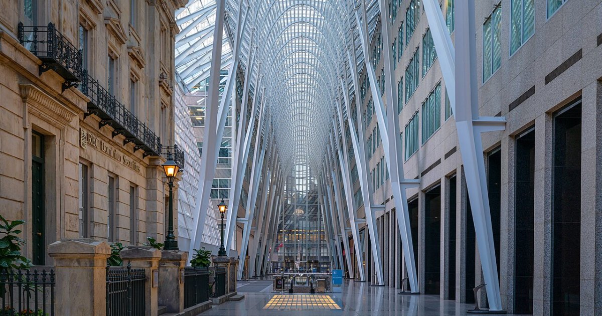 PATH: Walking Tour of Toronto's Underground City