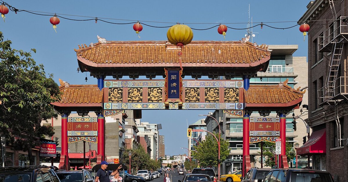 Hip & Hidden Chinatown + Old Town Food Tour Victoria