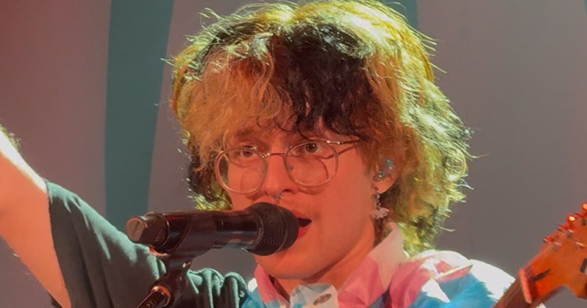 Cavetown at History