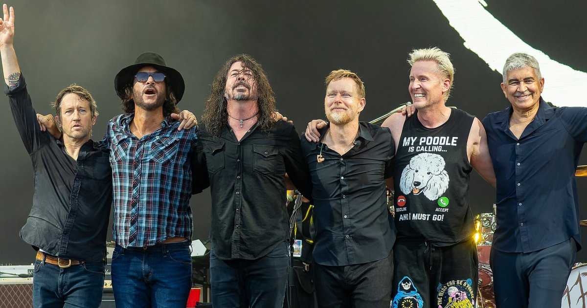 Foo Fighters with Queens of the Stone Age and Mannequin Pussy at Commonwealth Stadium