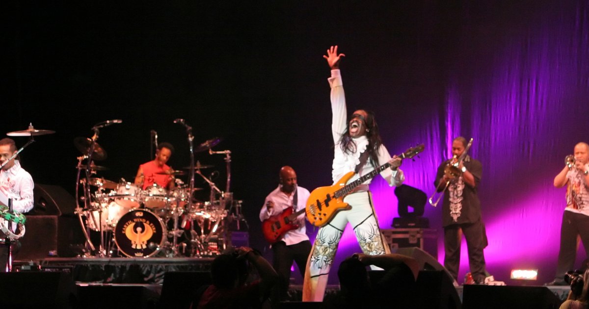 Earth, Wind & Fire