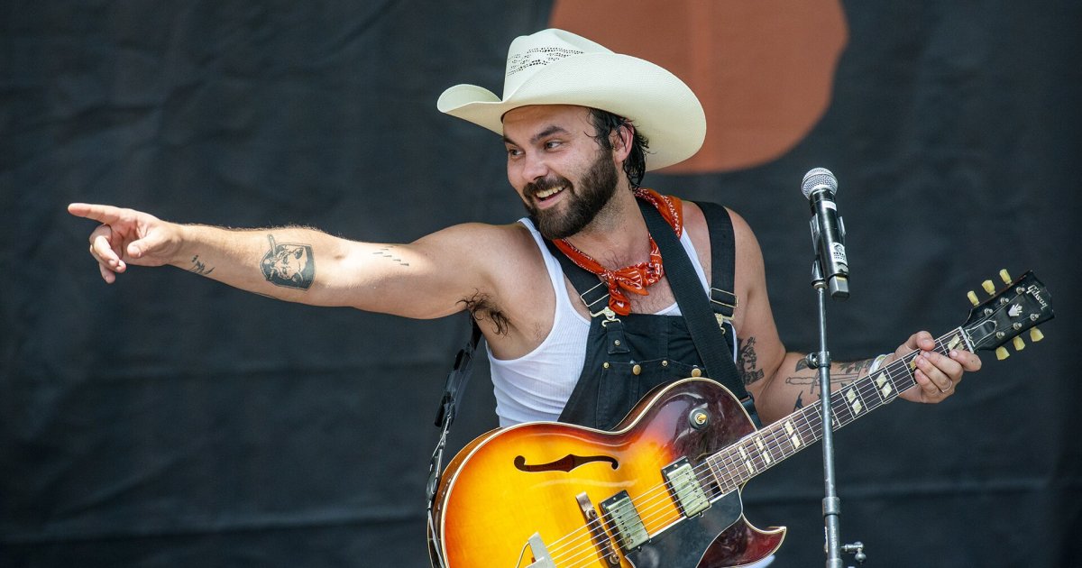 Shakey Graves at History