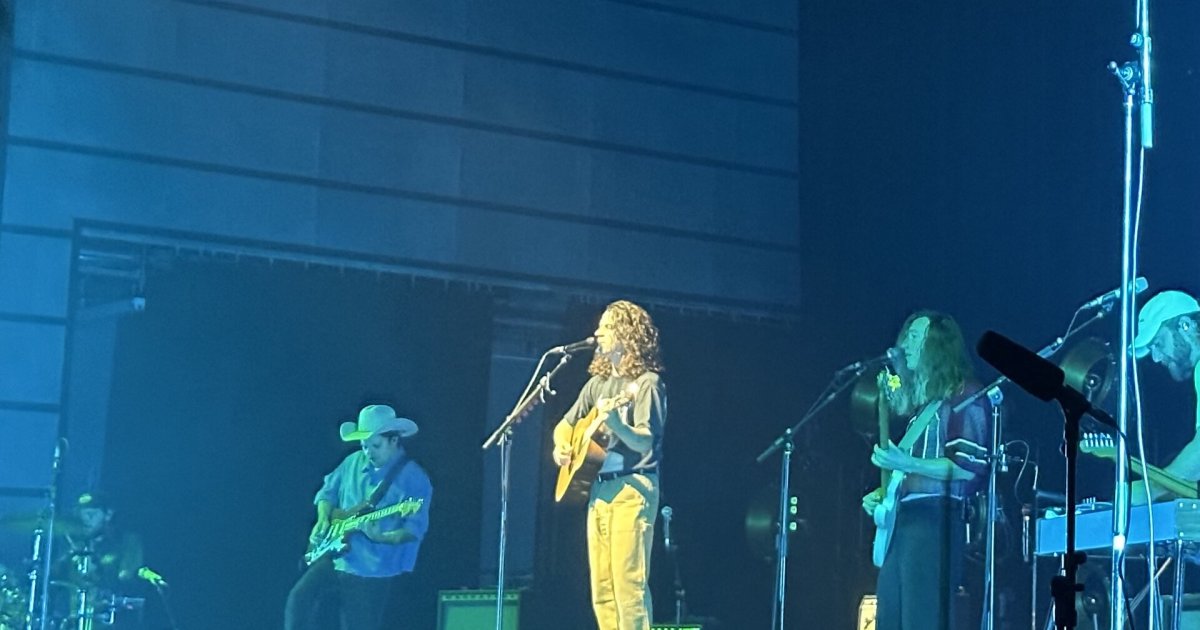 Peach Pit at the KDays Music Festival