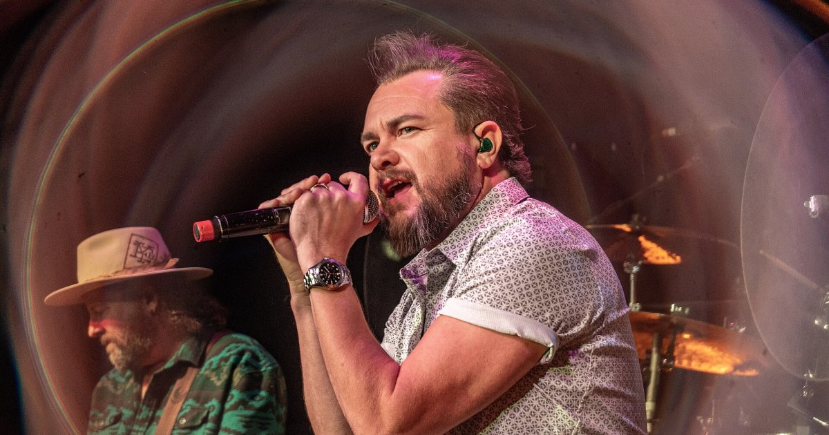 Eli Young Band & Dazy Duke at Red Truck Beer (Vancouver)