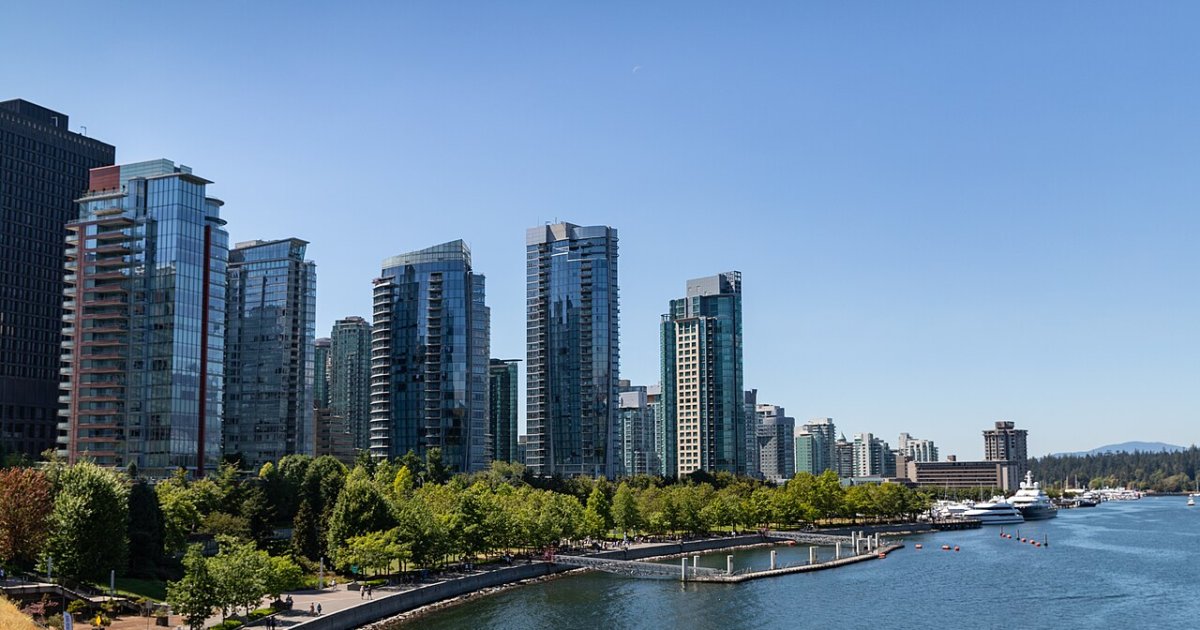 3-Hour Tips-Based Walking Tour of Vancouver