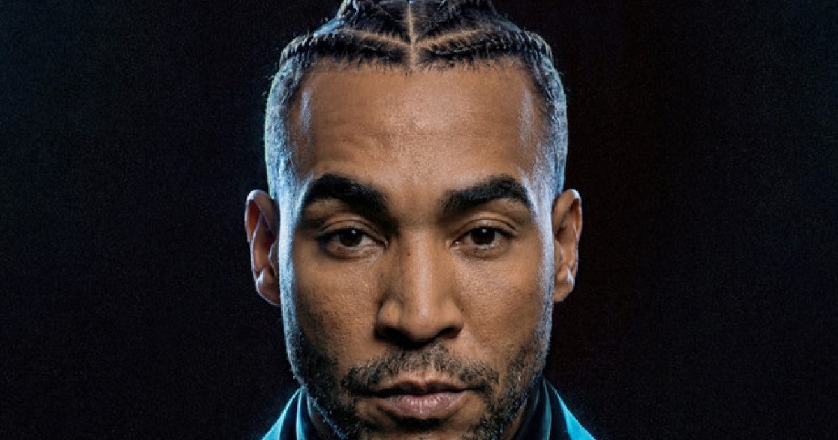 Don Omar at the Centre Bell