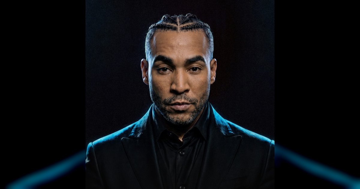 Don Omar at the Centre Bell