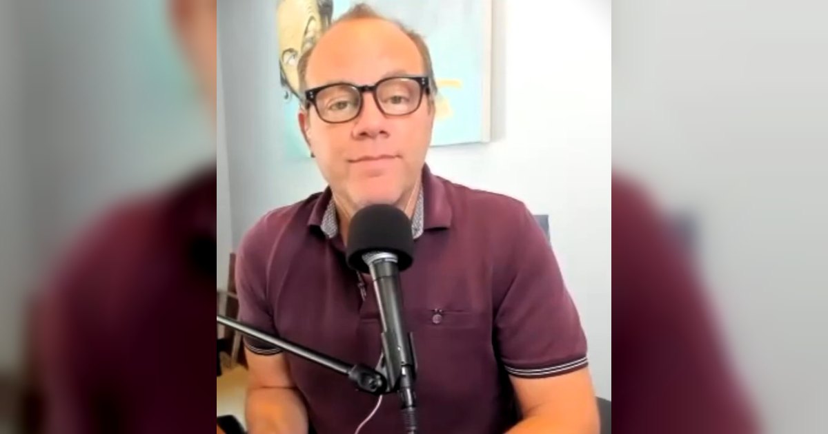 Tom Papa at the Vogue Theatre