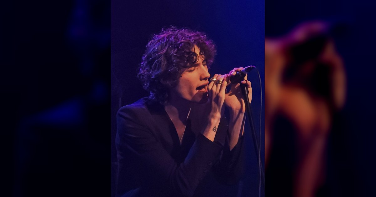 sombr at Rogers Arena