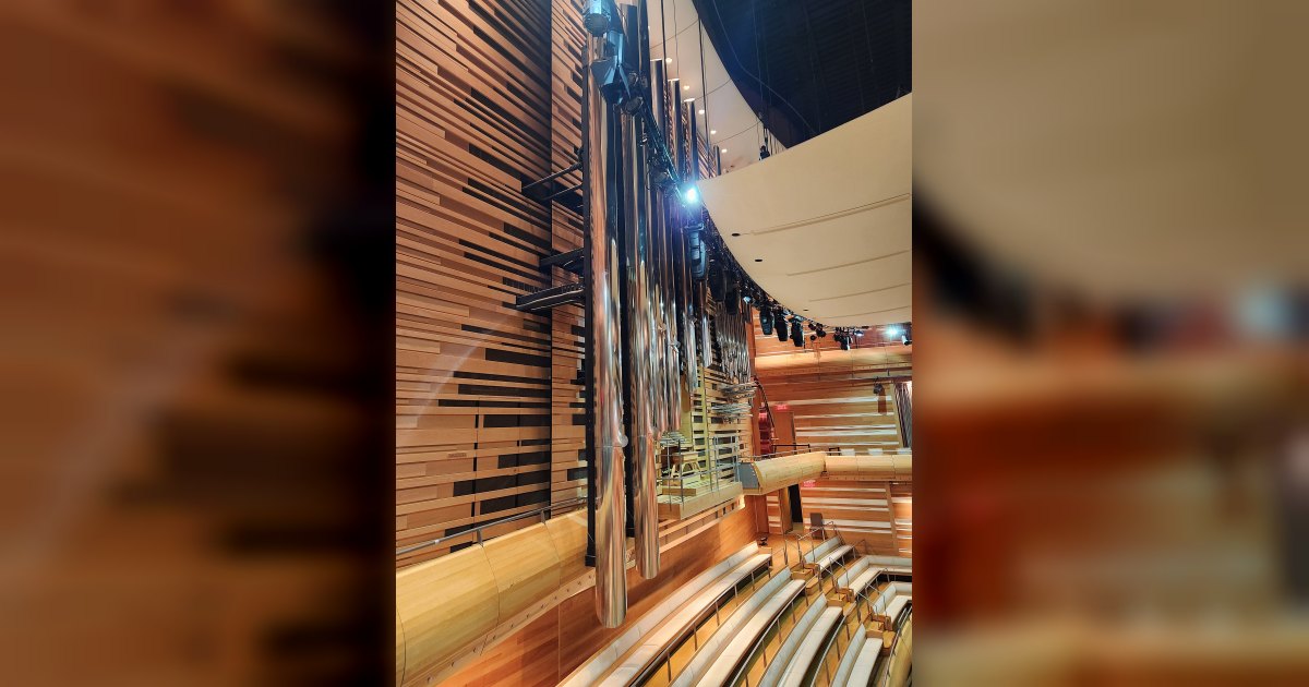 OSM — From Yes to Genesis on the Organ at Place des Arts
