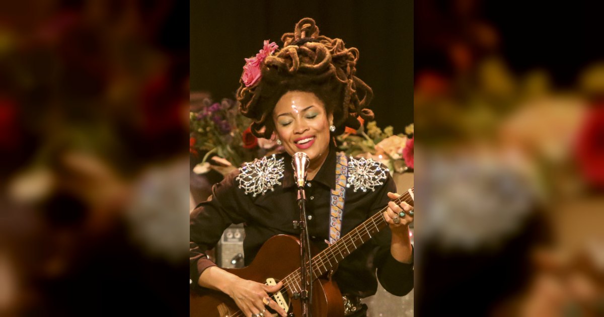 Valerie June at the Myer Horowitz Theatre