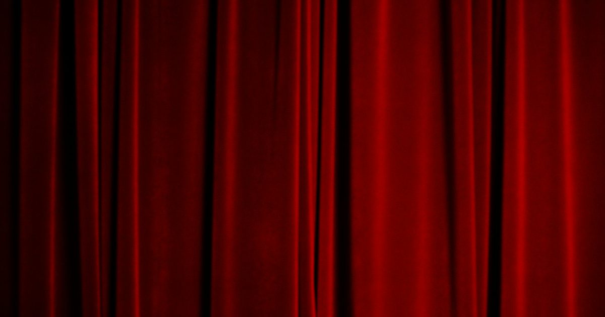 Les Grands Ballets Canadiens: The Lake (Swan Lake Reimagined)